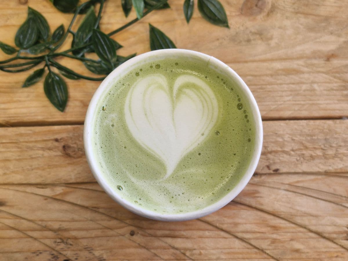 How to Make Thai Green Milk Tea at Home (Authentic Recipe)